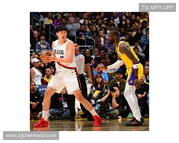 库里背靠背轰炸约基奇与杨瀚森 连续惩罚展现恐怖统治力